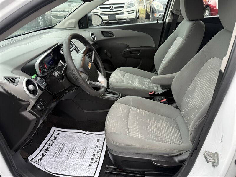 2017 Chevrolet Sonic LT Auto Fleet