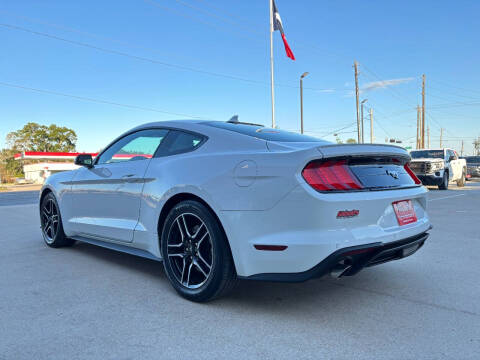 2022 Ford Mustang EcoBoost Premium