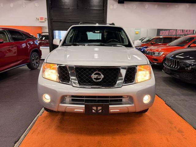 2011 Nissan Pathfinder Silver Edition