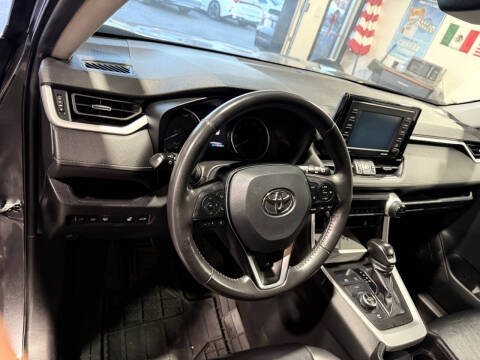 2021 Toyota RAV4 Hybrid XLE Premium