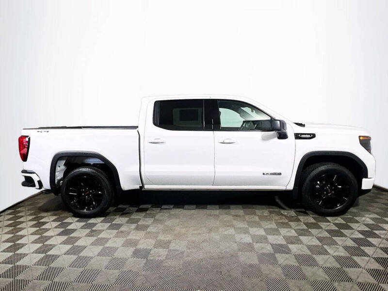 2026 GMC Sierra 1500 Elevation Standard