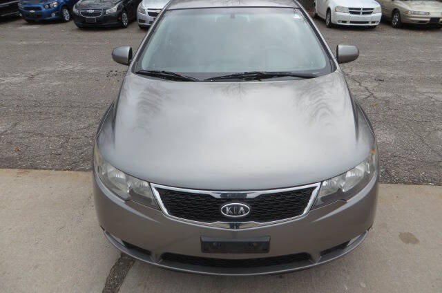 2011 Kia Forte SX photo 31