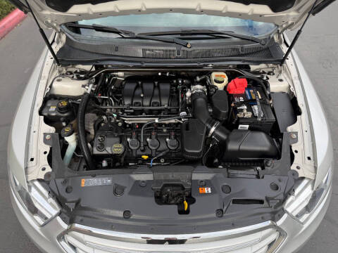 2014 Ford Taurus Limited