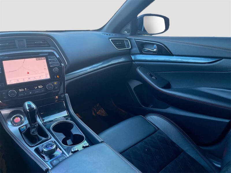 2022 Nissan Maxima 3.5 SR