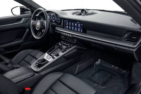 2025 Porsche 911 Carrera