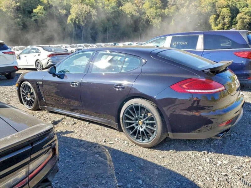 2016 Porsche Panamera
