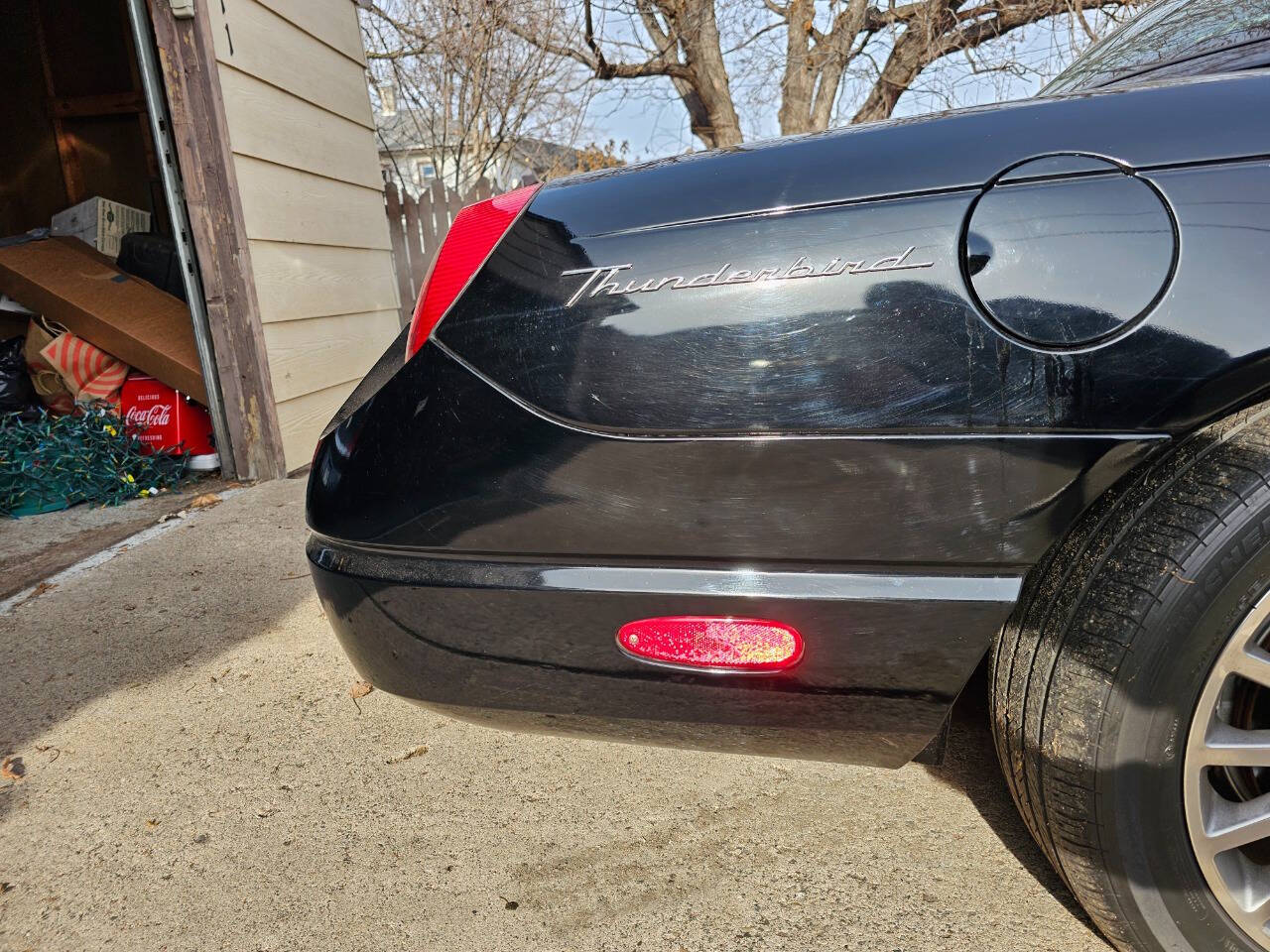 2005 Ford Thunderbird 64