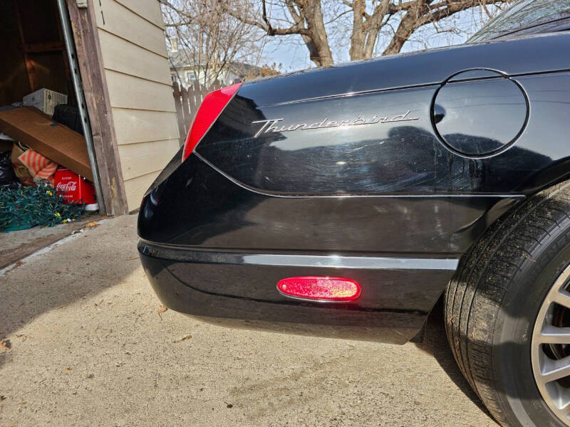 2005 Ford Thunderbird Deluxe