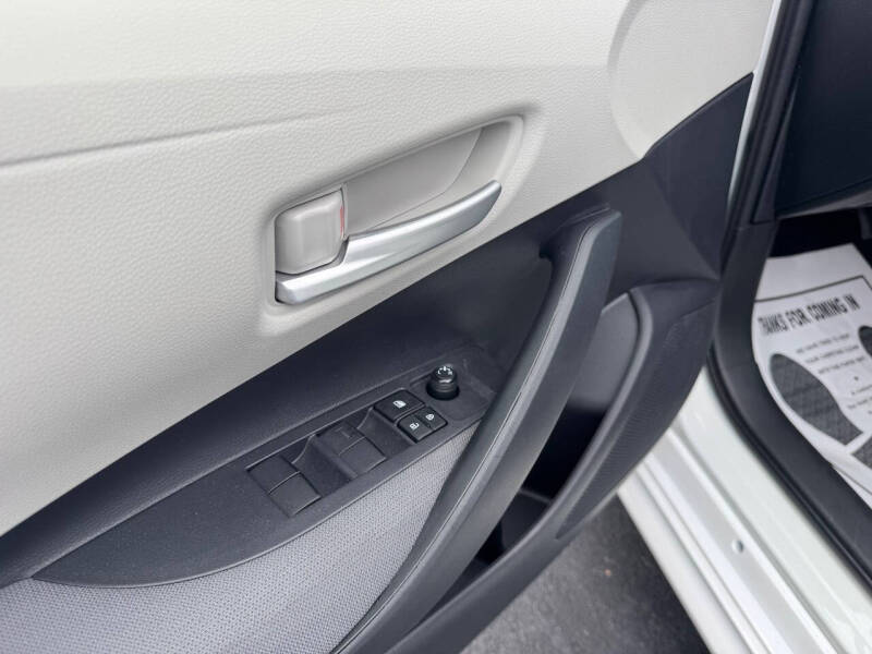 2021 Toyota Corolla LE