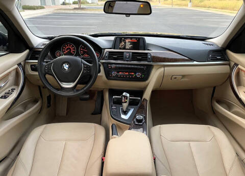 2015 BMW 3 Series 328i