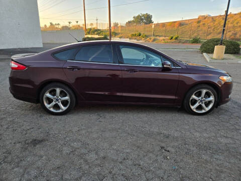 2013 Ford Fusion SE