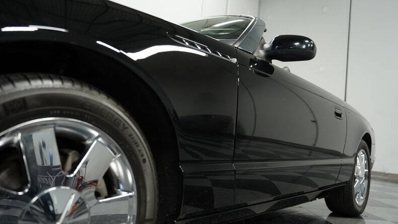 2002 Ford Thunderbird Deluxe