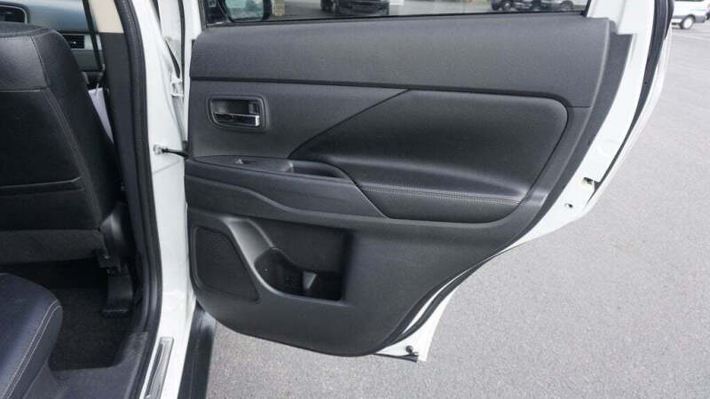 2015 Mitsubishi Outlander SE