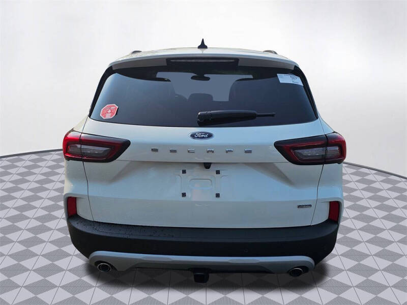 2025 Ford Escape Plug-In Hybrid PHEV