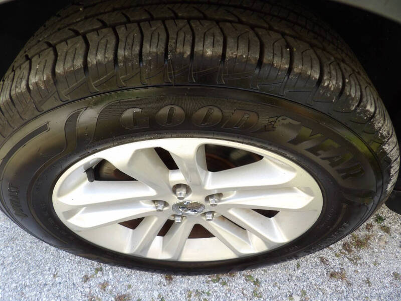 2011 Ford Explorer XLT