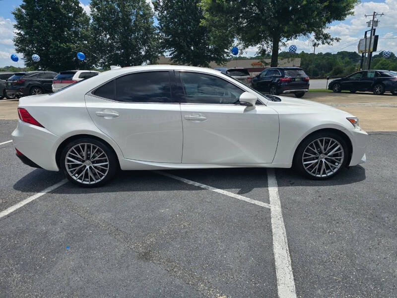2016 Lexus IS 200t