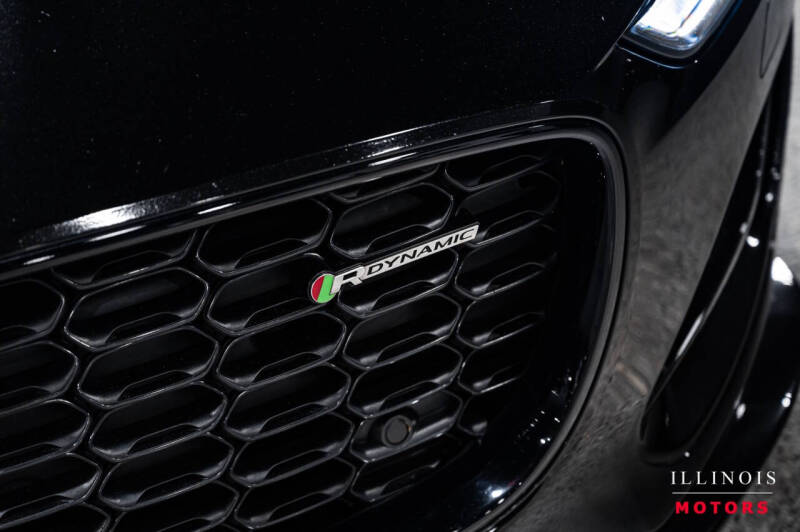 2021 Jaguar F-TYPE R-Dynamic