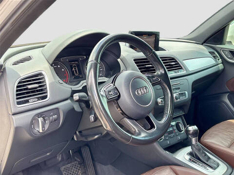 2017 Audi Q3 2.0T Premium