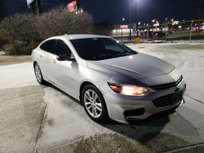 2018 Chevrolet Malibu for sale at G & R Auto Sales in Detroit MI