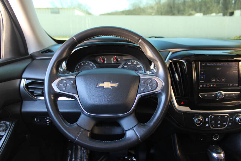 2020 Chevrolet Traverse LT Cloth