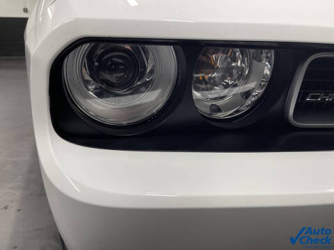 2014 Dodge Challenger SRT8