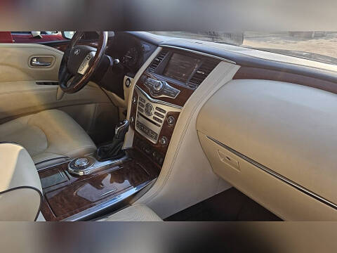 2019 Infiniti QX80 Luxe