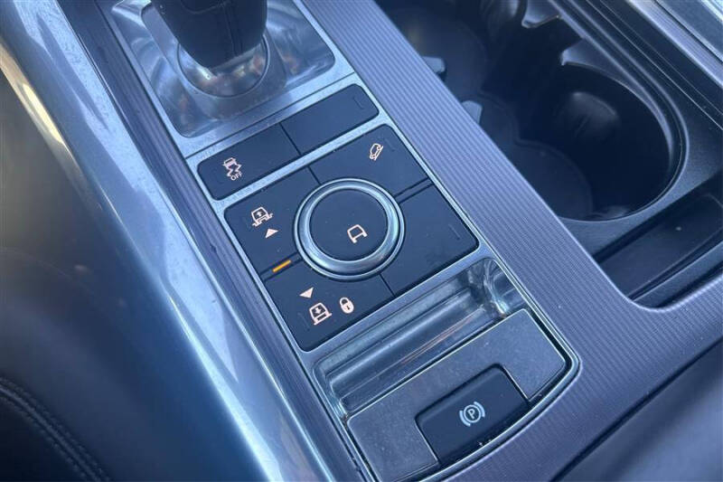 2020 Land Rover Range Rover Sport HSE