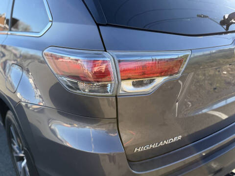 2016 Toyota Highlander XLE
