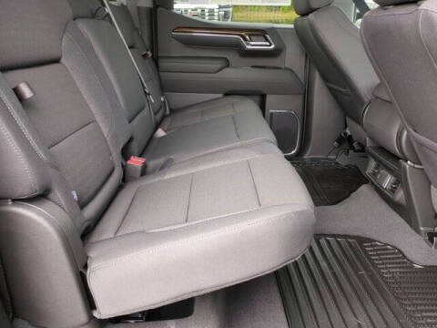 2026 GMC Sierra 1500 Elevation Standard