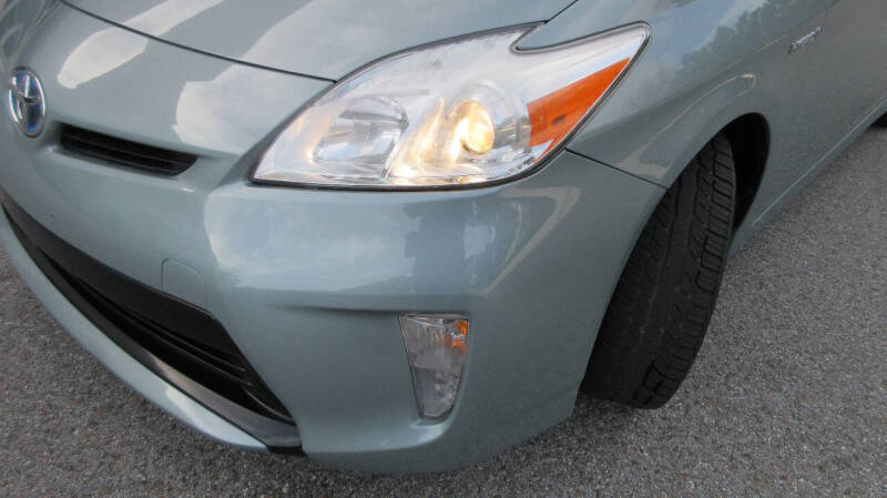 2012 Toyota Prius Two