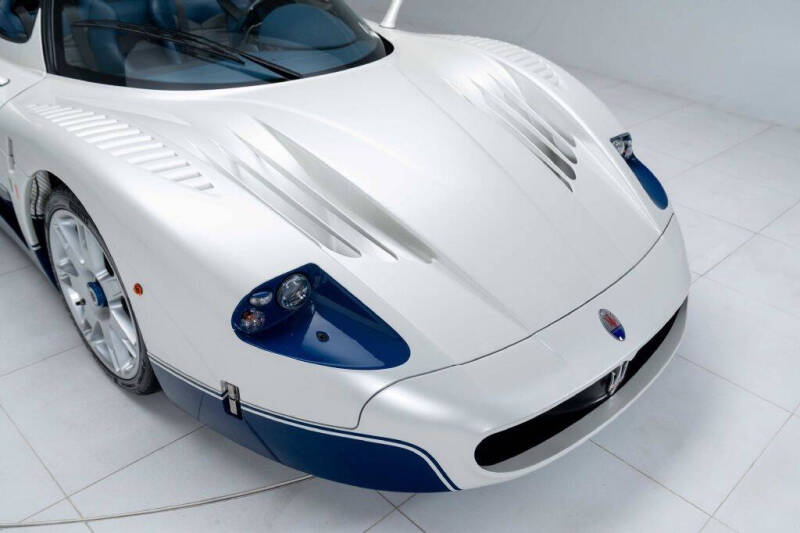 2005 Maserati MC12