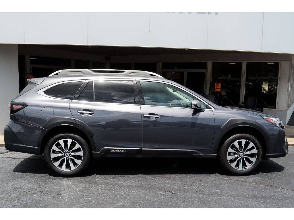 2024 Subaru Outback for sale at EARL DUFF PRE-OWNED CENTER in Harriman, TN