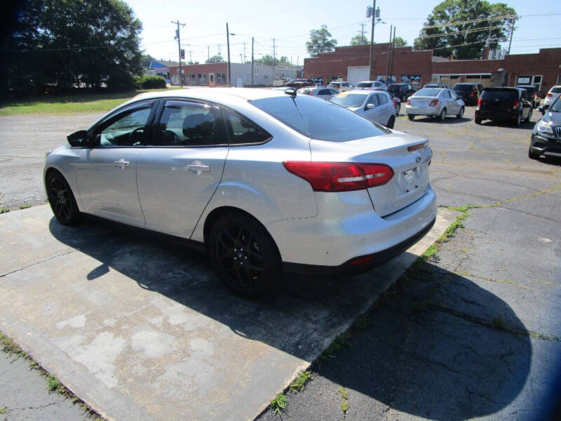 2016 Ford Focus SE