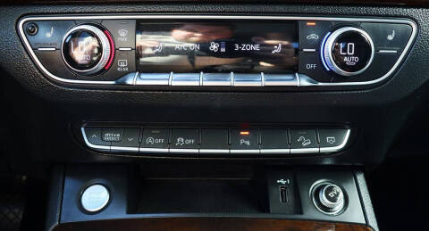 2020 Audi Q5 quattro Titanium Premium 45 TFSI