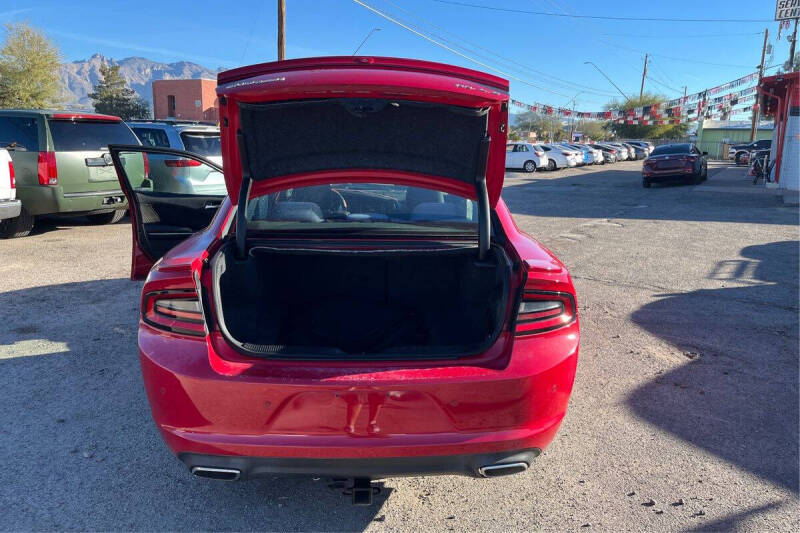 2016 Dodge Charger SXT