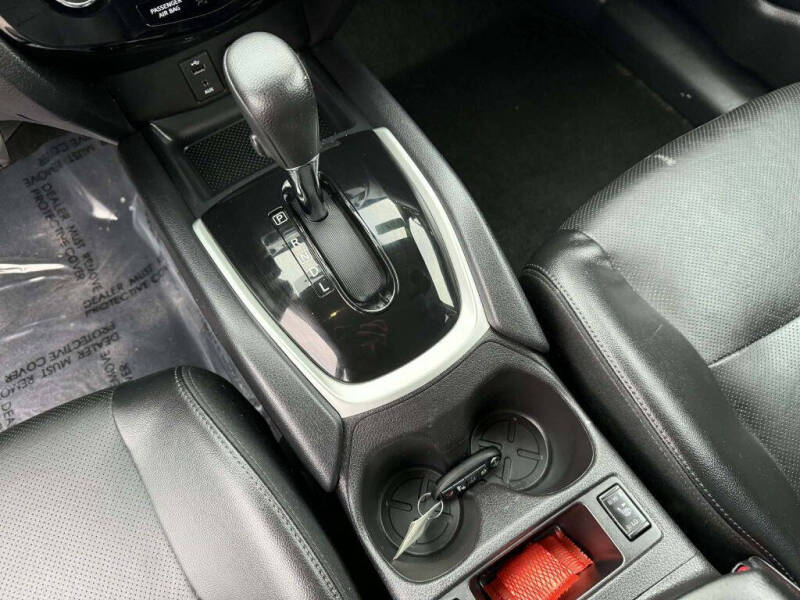 2016 Nissan Rogue SL