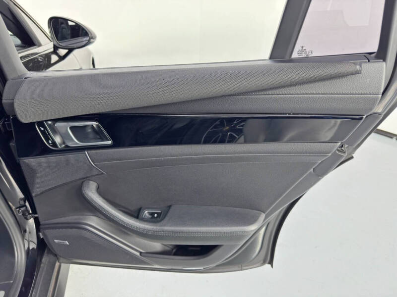 2018 Porsche Panamera 4S