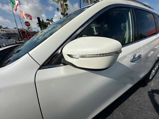 2015 Nissan Rogue SV