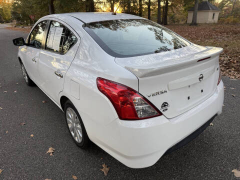 2017 Nissan Versa 1.6 SV