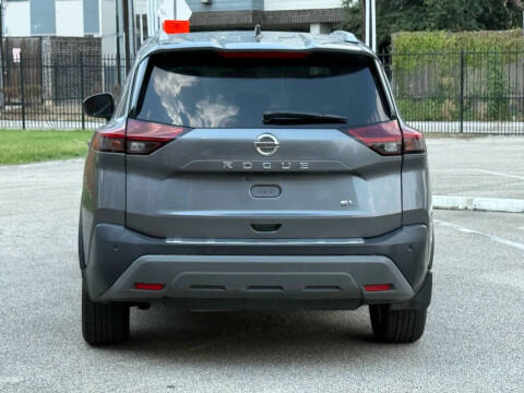 2021 Nissan Rogue SL