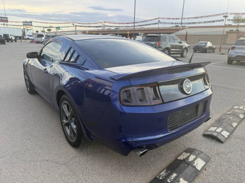 2014 Ford Mustang V6