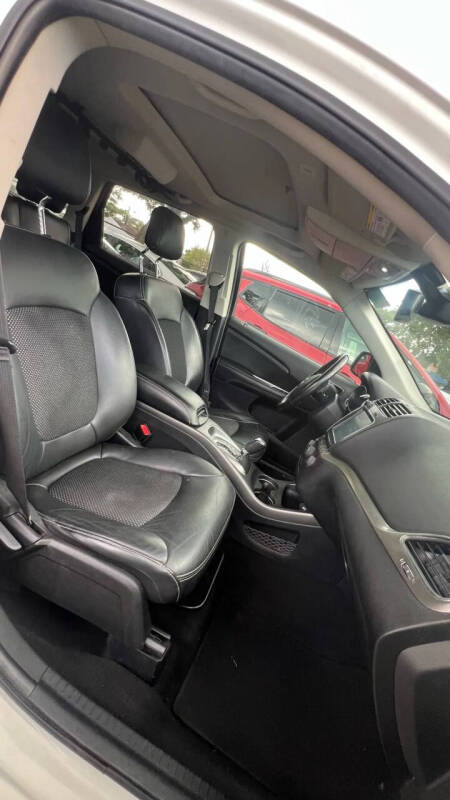 2020 Dodge Journey Crossroad