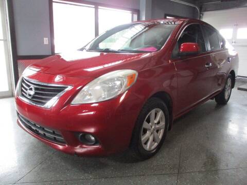 2013 Nissan Versa for sale at Settle Auto Sales STATE RD. in Fort Wayne IN