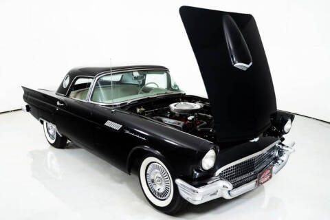 1957 Ford Thunderbird