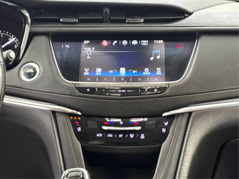 2017 Cadillac XT5 Premium Luxury