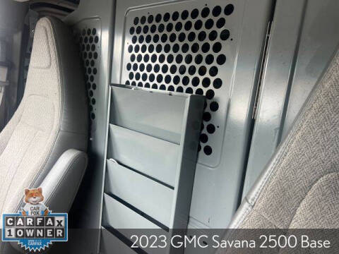 2023 GMC Savana 2500