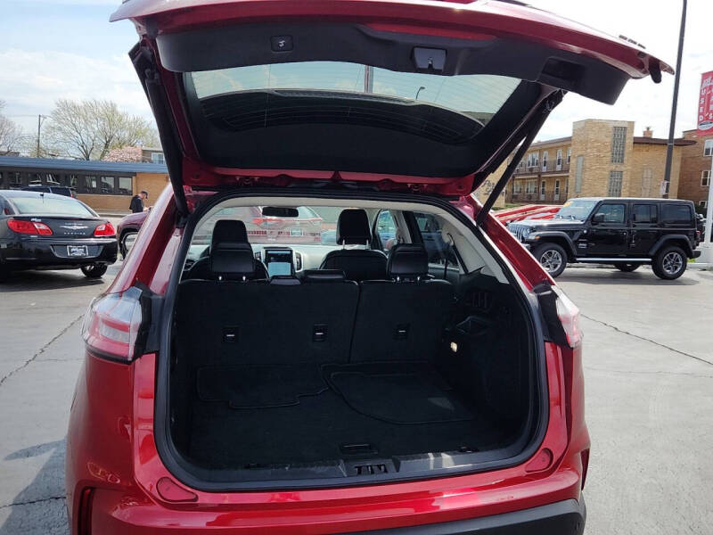 2024 Ford Edge Titanium