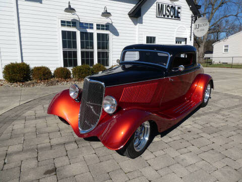 1933 Ford Custom Deluxe