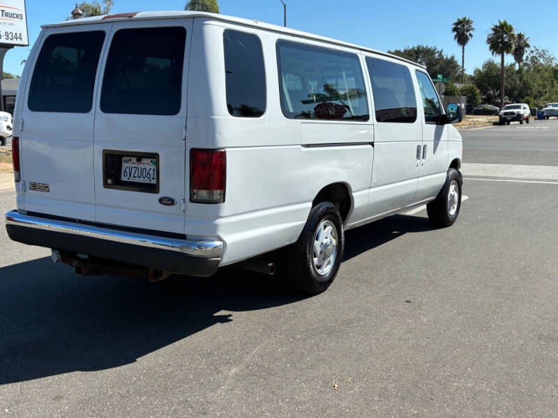 2003 Ford E-Series E-350 SD XLT