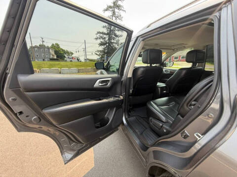 2017 Nissan Pathfinder